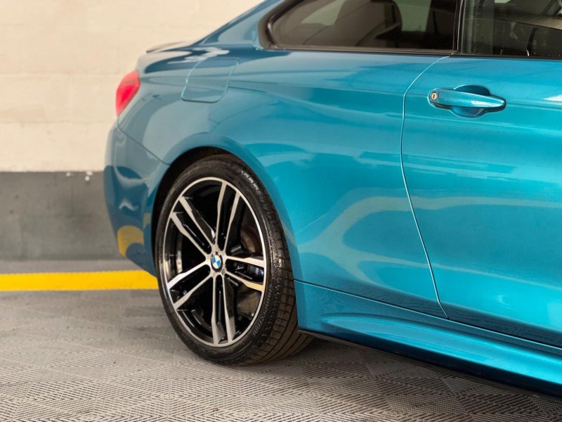 BMW 4 SERIES