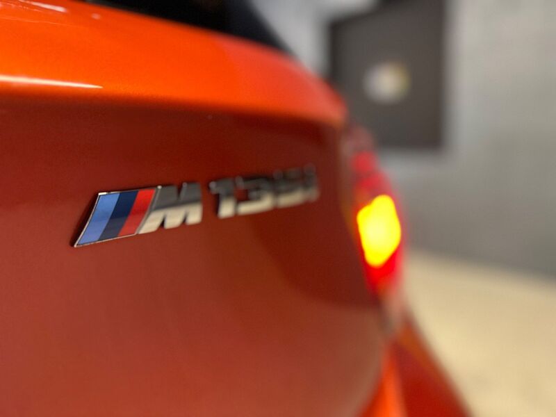 BMW 1 SERIES