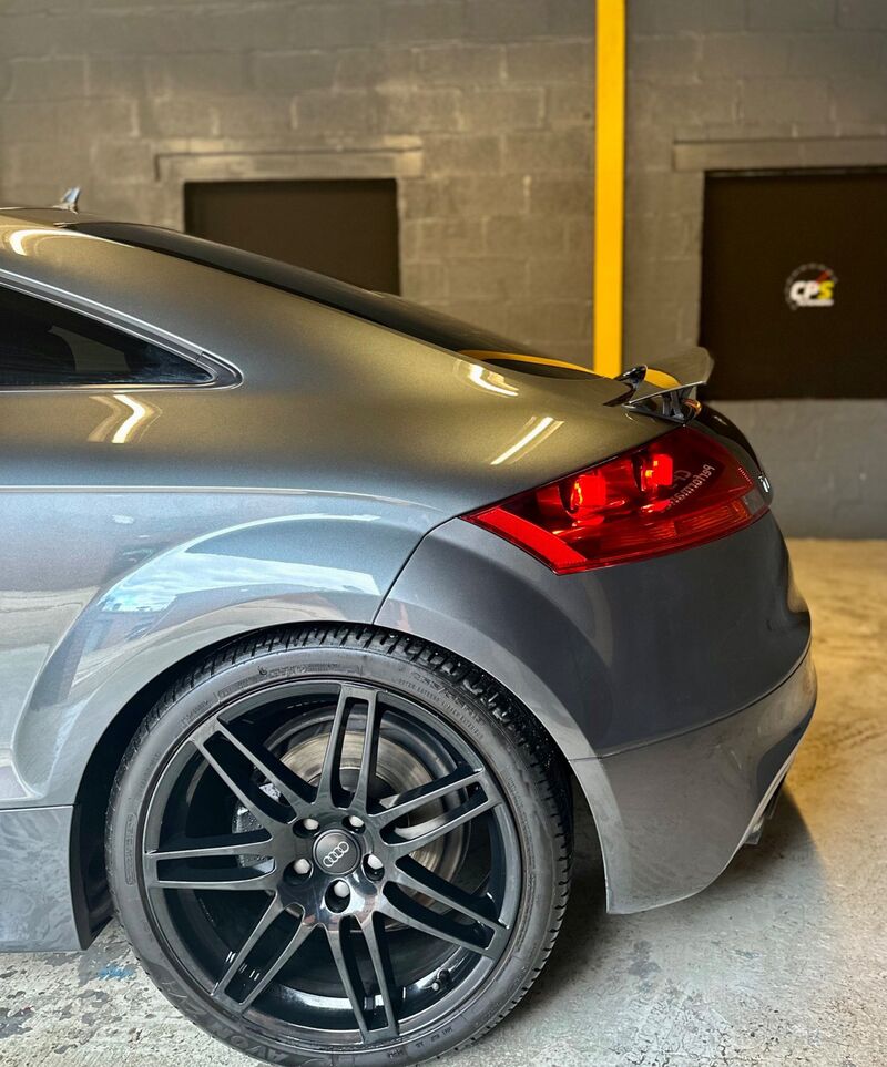 AUDI TT