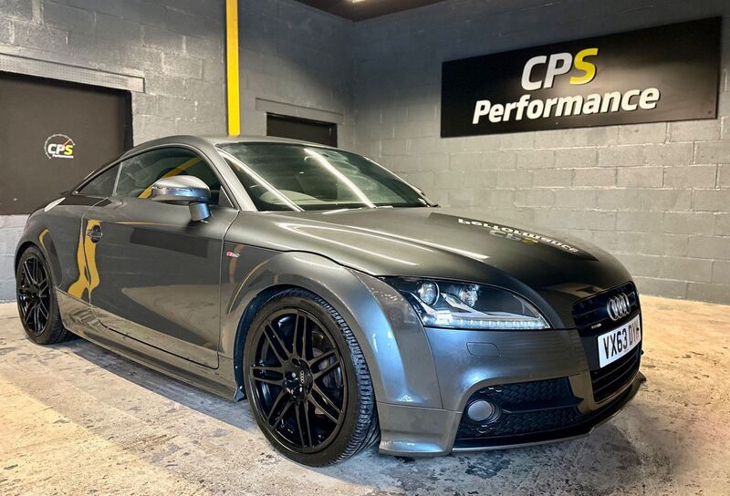 AUDI TT