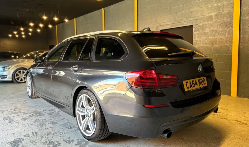 View BMW 5 SERIES 3.0 535d M Sport Touring Auto Euro 6 (s/s) 5dr