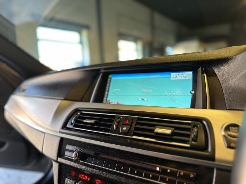 BMW 5 SERIES