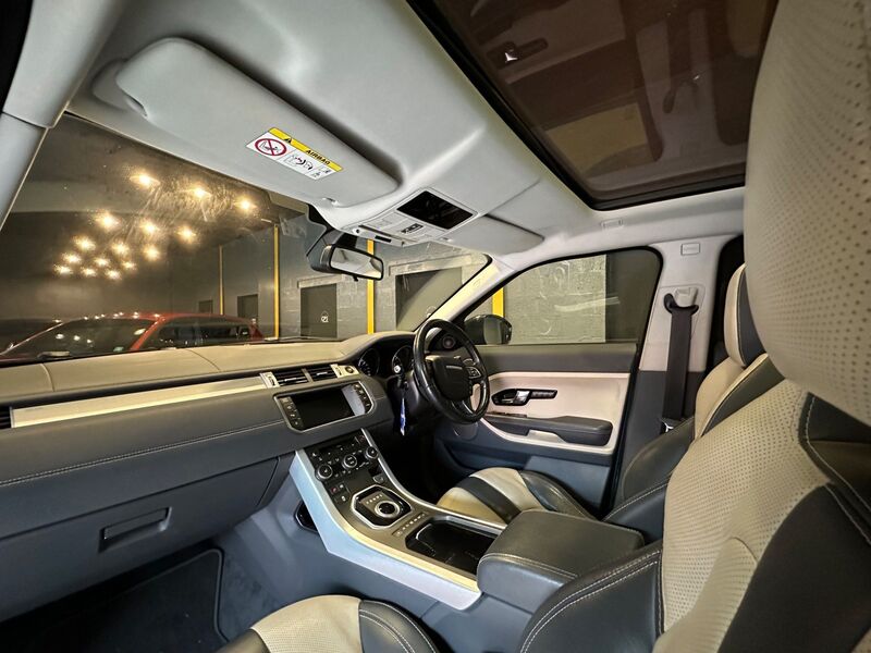 LAND ROVER RANGE ROVER EVOQUE