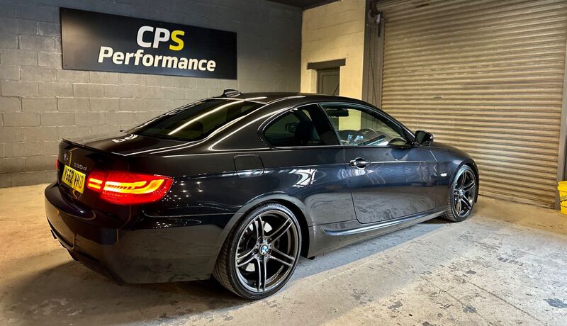 BMW 3 SERIES