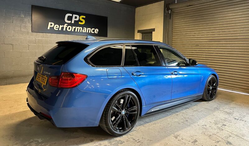 BMW 3 SERIES