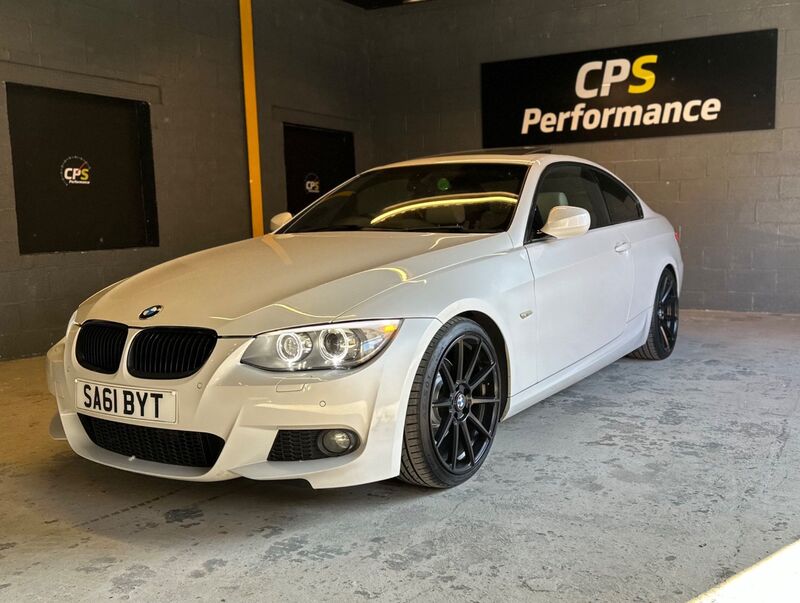 BMW 3 SERIES