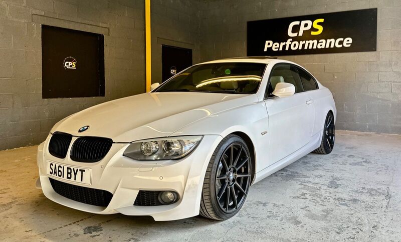 BMW 3 SERIES