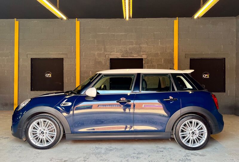 View MINI HATCH 2.0 Cooper SD Euro 6 (s/s) 5dr