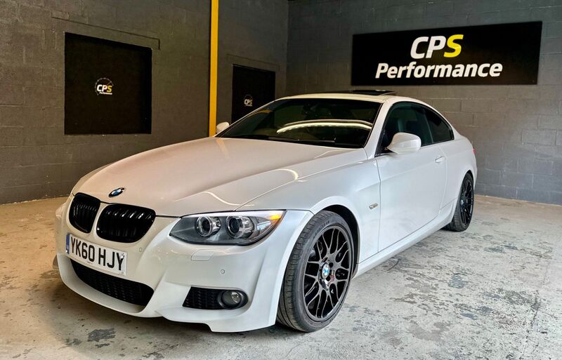 View BMW 3 SERIES 3.0 330d M Sport Steptronic Euro 5 2dr