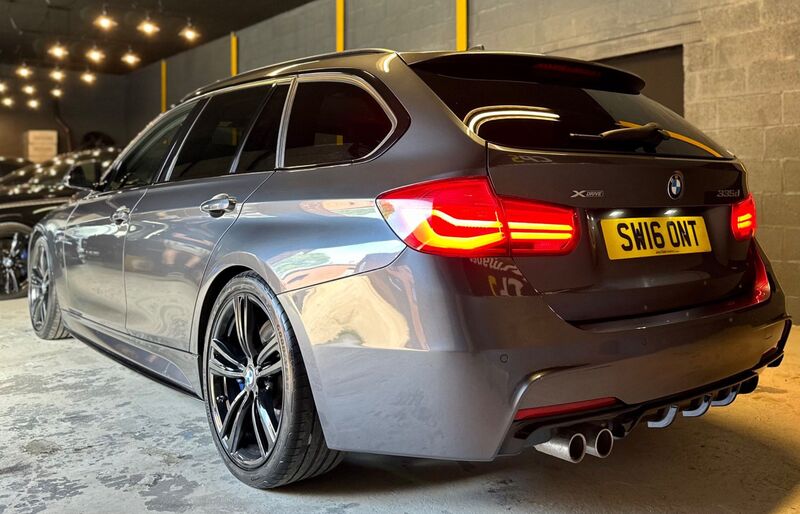 BMW 3 SERIES
