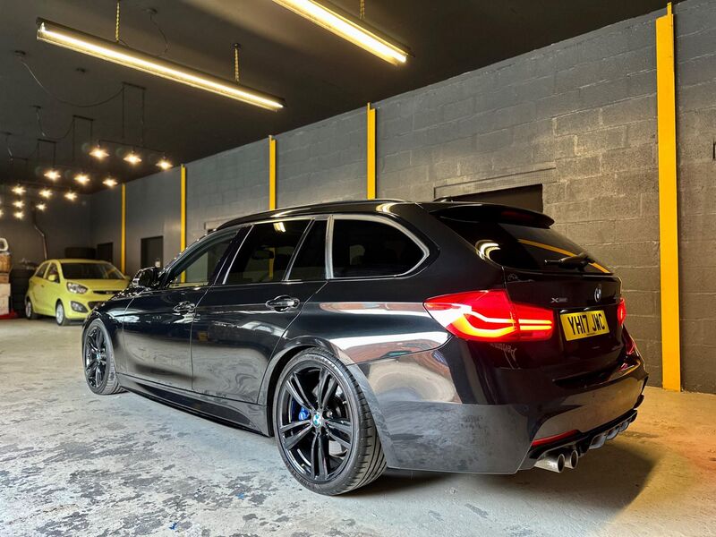 BMW 3 SERIES