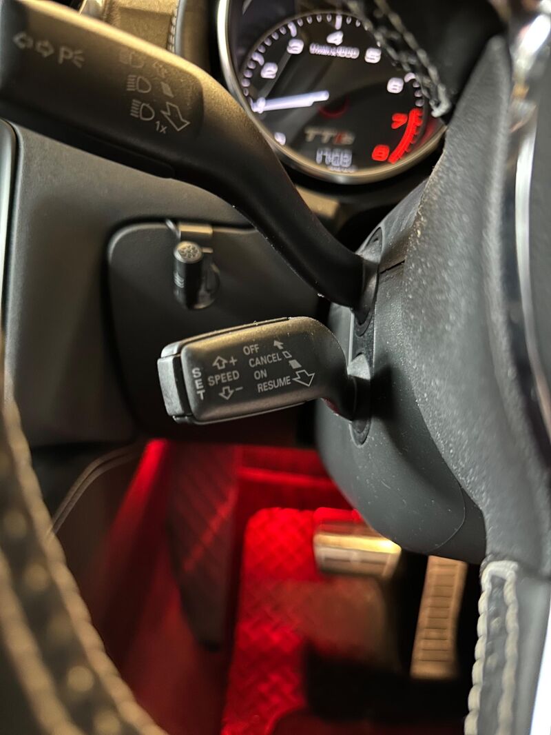 AUDI TTS