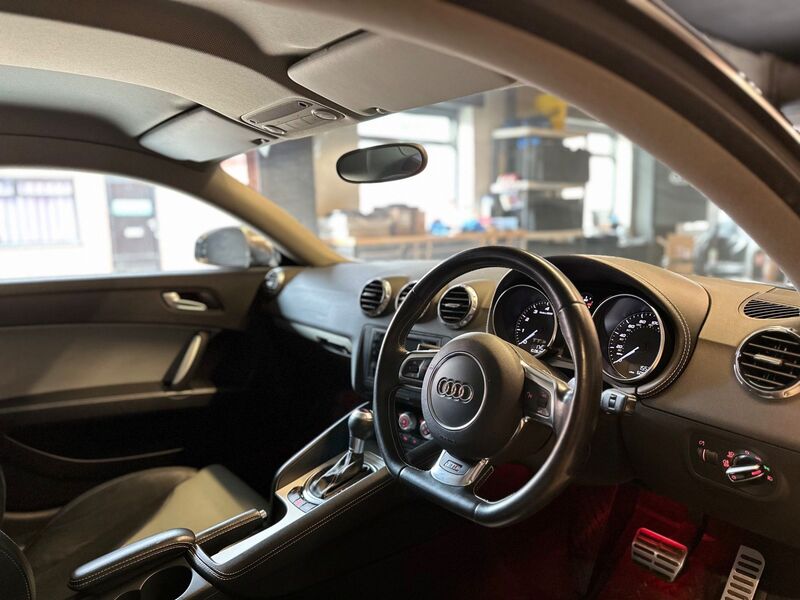 AUDI TTS