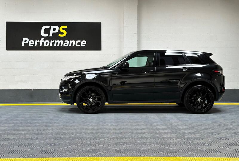 View LAND ROVER RANGE ROVER EVOQUE 2.2 SD4 Dynamic Auto 4WD Euro 5 (s/s) 5dr