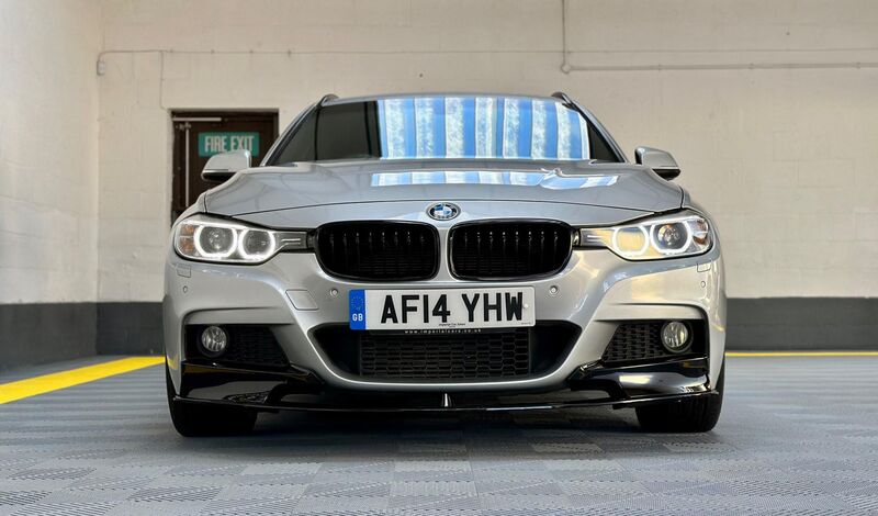 BMW 3 SERIES