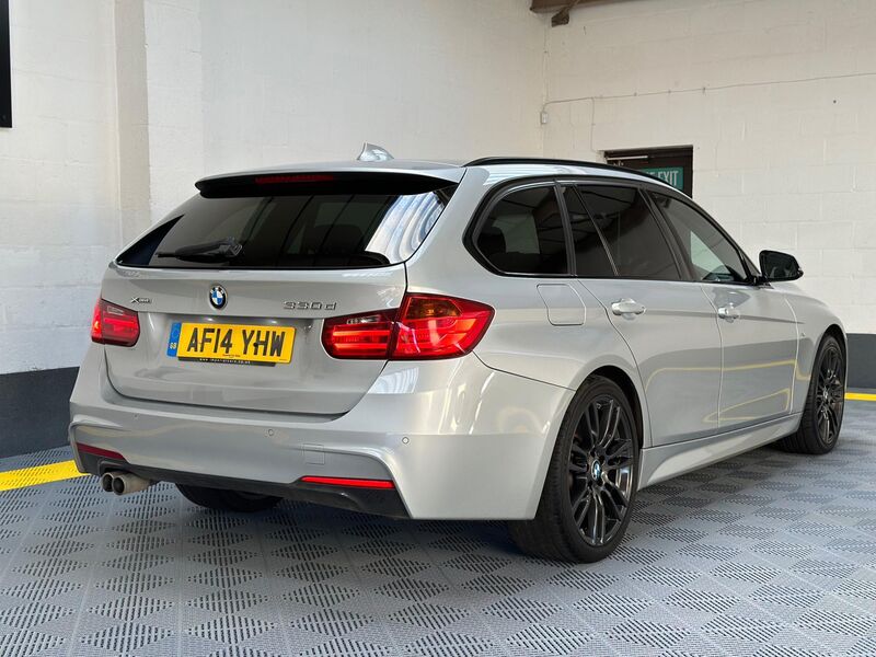 BMW 3 SERIES