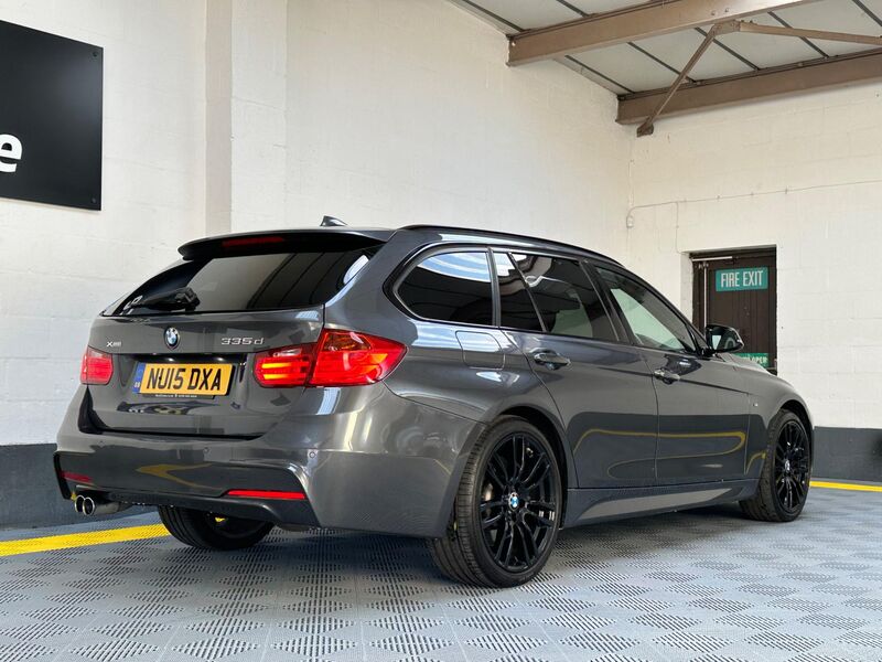 BMW 3 SERIES